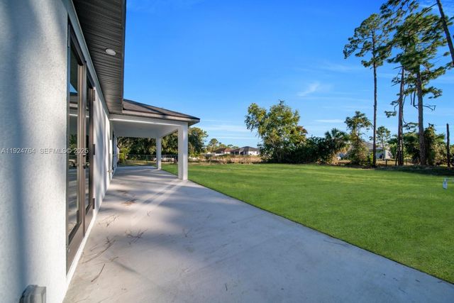 5003 2nd ST W, Lehigh Acres, FL 33971