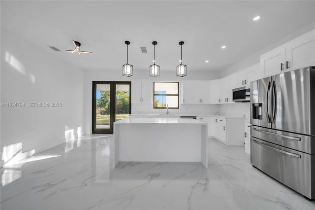 5003 2nd ST W, Lehigh Acres, FL 33971