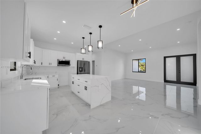 5003 2nd ST W, Lehigh Acres, FL 33971