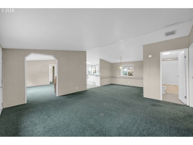 26916 HWY 36 3, Cheshire, OR 97419