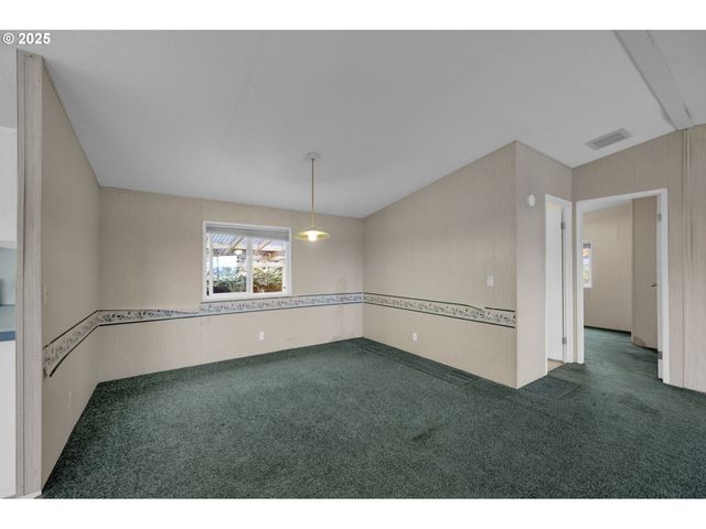 26916 HWY 36 3, Cheshire, OR 97419