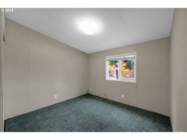 26916 HWY 36 3, Cheshire, OR 97419