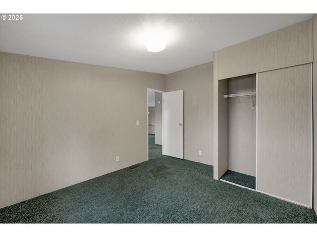 26916 HWY 36 3, Cheshire, OR 97419