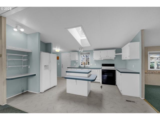 26916 HWY 36 3, Cheshire, OR 97419