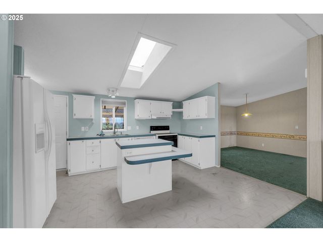 26916 HWY 36 3, Cheshire, OR 97419