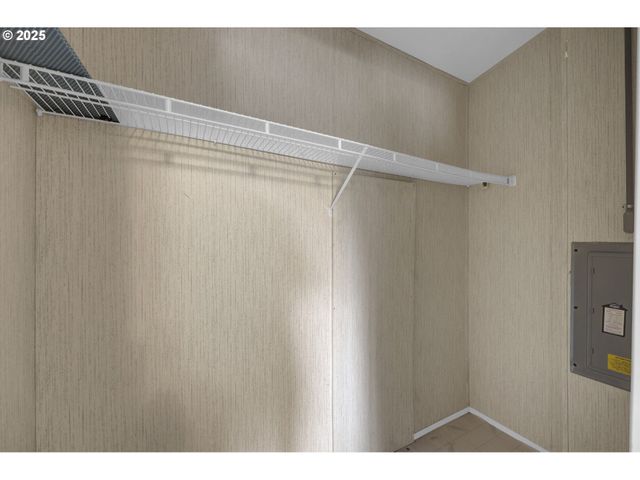 26916 HWY 36 3, Cheshire, OR 97419