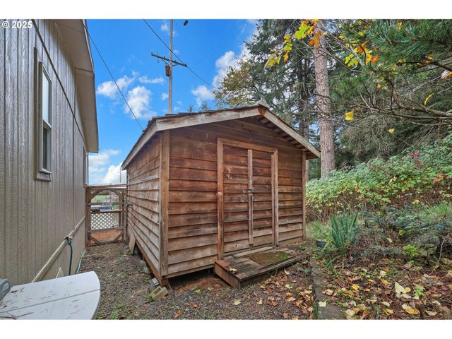 26916 HWY 36 3, Cheshire, OR 97419