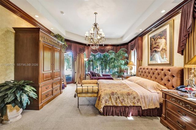 10813 Blackhawk St, Plantation, FL 33324