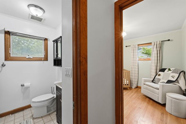18 Maplewood Drive, South Burlington, VT 05403