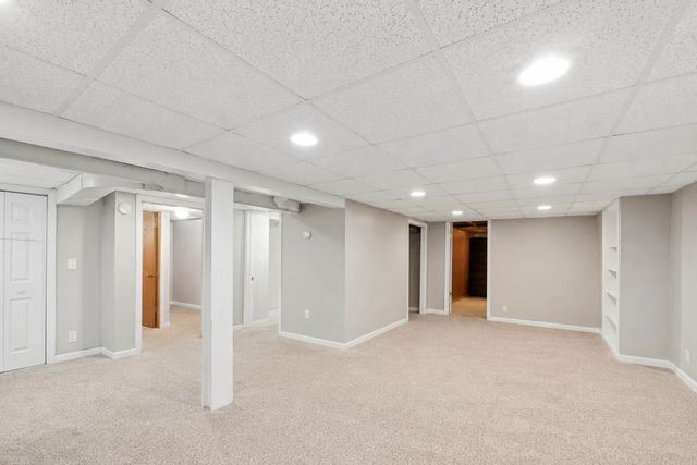 18 Maplewood Drive, South Burlington, VT 05403