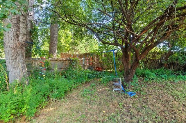 18 Maplewood Drive, South Burlington, VT 05403