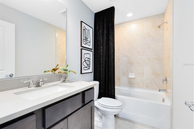 10765 LEAFY LAUREL AVENUE, Orlando, FL 32829