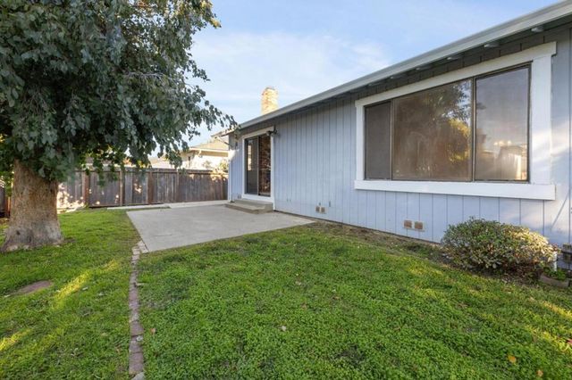 754 Vasques Drive, Half Moon Bay, CA 94019