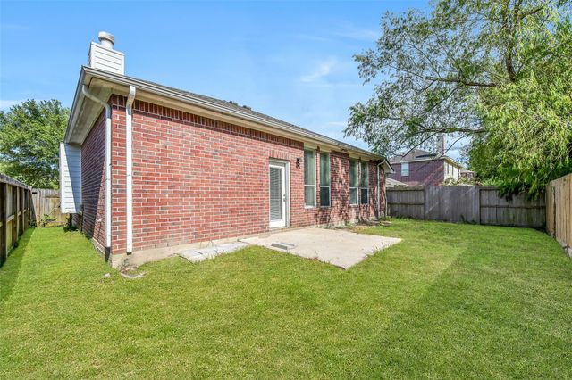 994 Jefferson Street, Alvin, TX 77511
