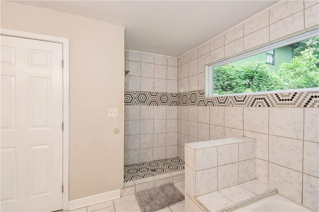 90 Whitaker Circle NW, Atlanta, GA 30314