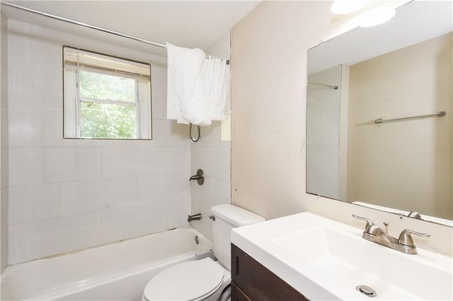90 Whitaker Circle NW, Atlanta, GA 30314