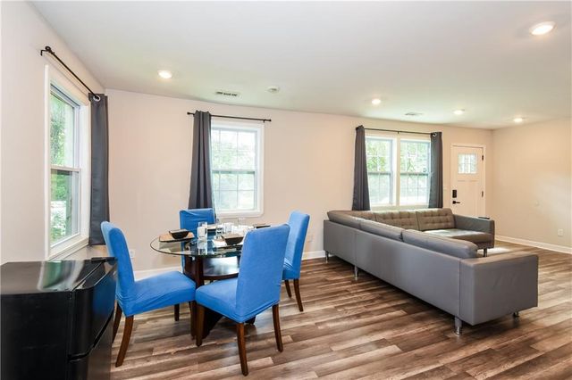 90 Whitaker Circle NW, Atlanta, GA 30314