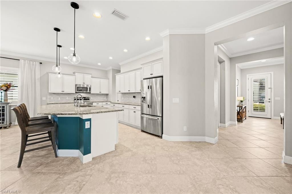 4115 Raffia DR, NAPLES, FL 34119 — photo 2