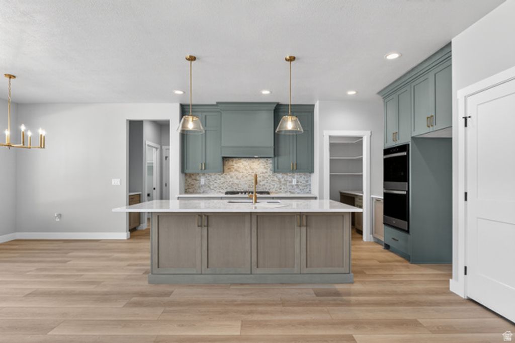 Image 14 of property listing at 1661 S 3875 W #402, Taylor, UT 84401