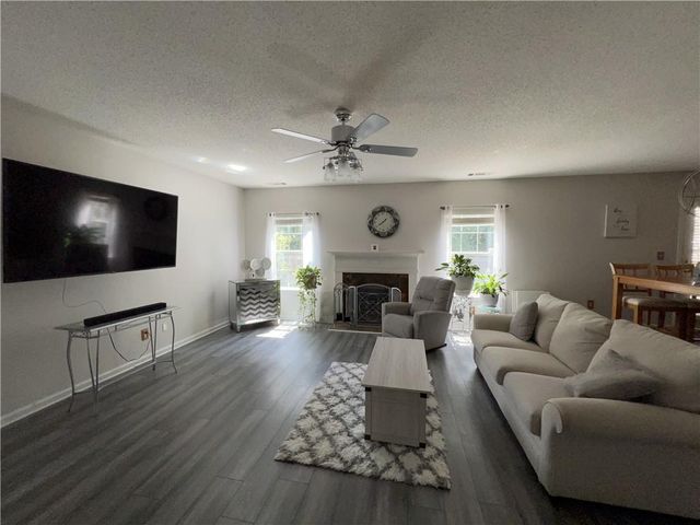 4405 Ivy Fork Drive, Loganville, GA 30052