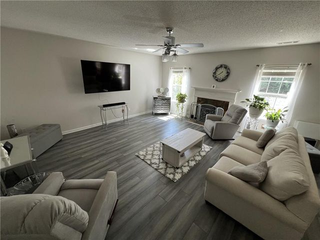 4405 Ivy Fork Drive, Loganville, GA 30052