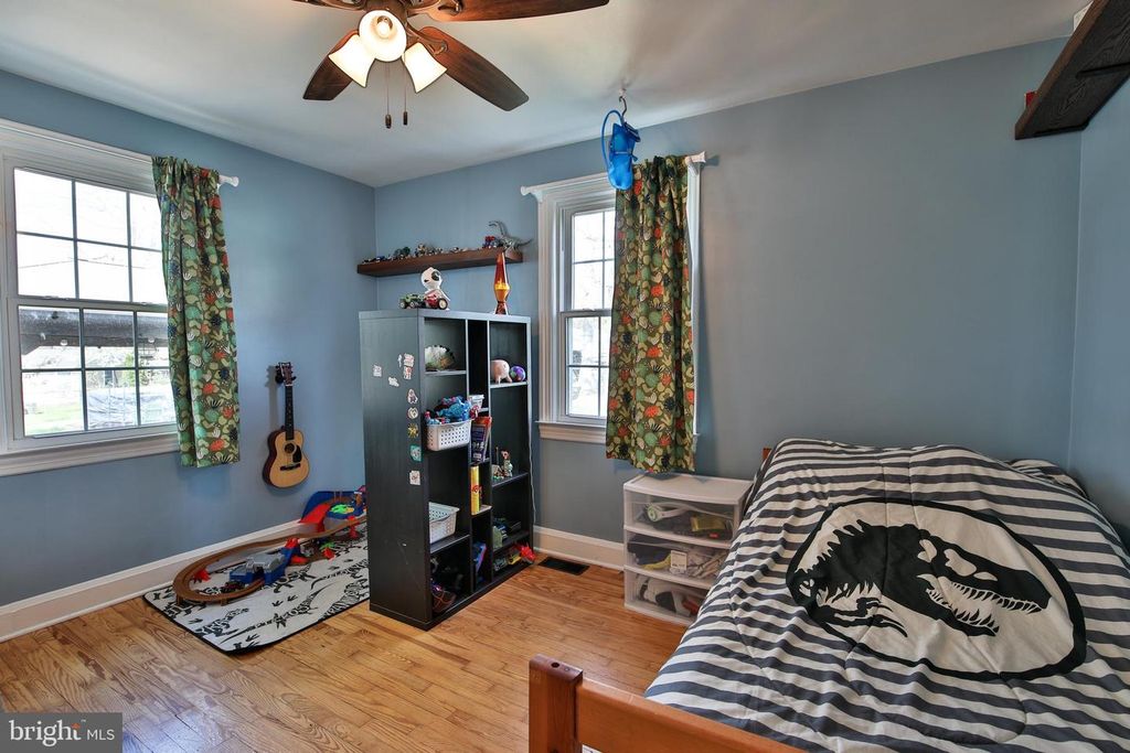 Image 21 of property listing at 408 HAMMONDS FERRY, Linthicum Heights, MD 21090