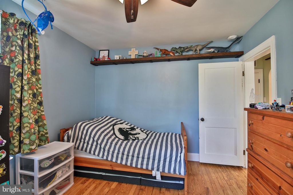 Image 22 of property listing at 408 HAMMONDS FERRY, Linthicum Heights, MD 21090