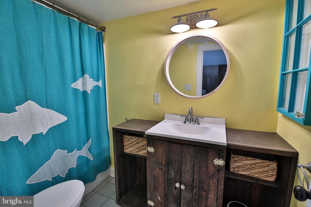 Image 32 of property listing at 408 HAMMONDS FERRY, Linthicum Heights, MD 21090