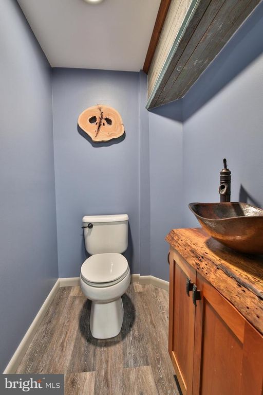 Image 37 of property listing at 408 HAMMONDS FERRY, Linthicum Heights, MD 21090