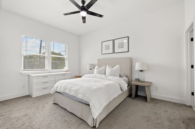 2502 Elsie Faye Heggins Street, Dallas, TX 75215