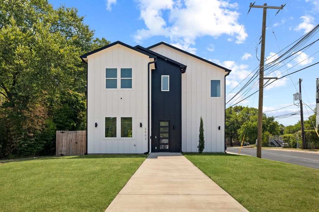 2502 Elsie Faye Heggins Street, Dallas, TX 75215