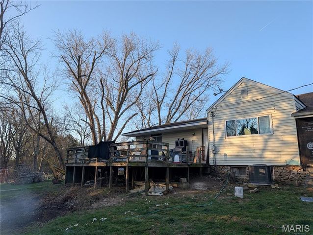 9765 Jones Creek Road, Dittmer, MO 63023