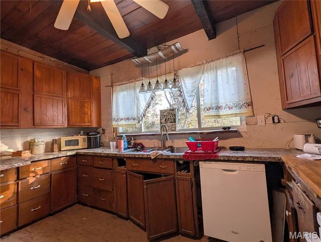 9765 Jones Creek Road, Dittmer, MO 63023