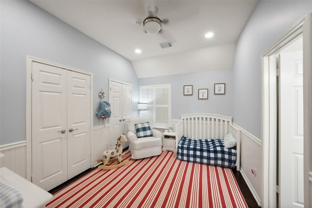 107 N Summer Cloud Drive, The Woodlands, TX 77381