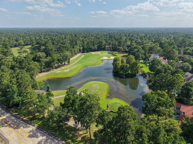 107 N Summer Cloud Drive, The Woodlands, TX 77381