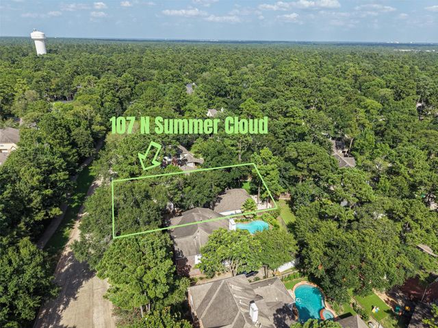 107 N Summer Cloud Drive, The Woodlands, TX 77381