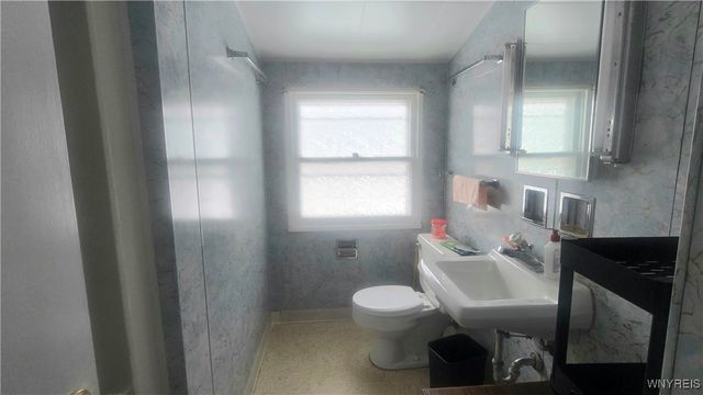 359 Wrexham Court North, Tonawanda, NY 14150