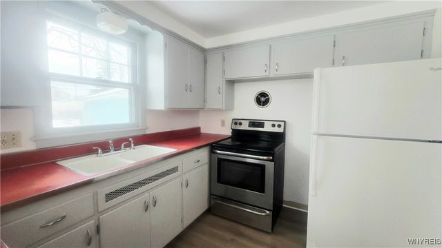 359 Wrexham Court North, Tonawanda, NY 14150