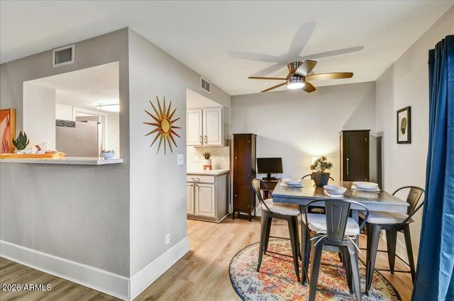 8859 N 12TH Place, Phoenix, AZ 85020