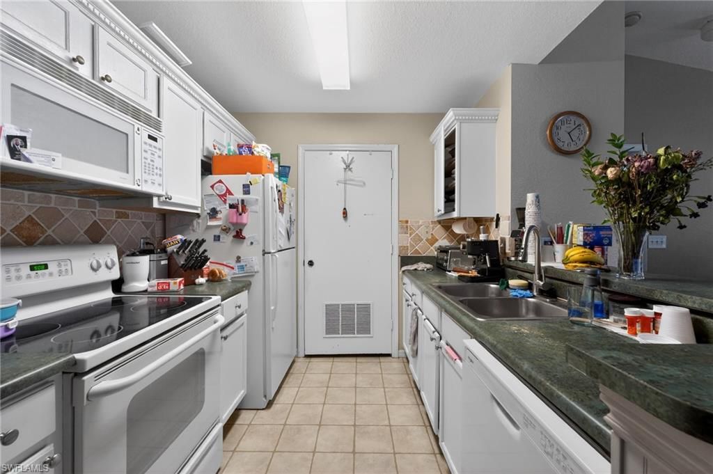 14885 Pleasant Bay LN 201, NAPLES, FL 34119 — photo 2