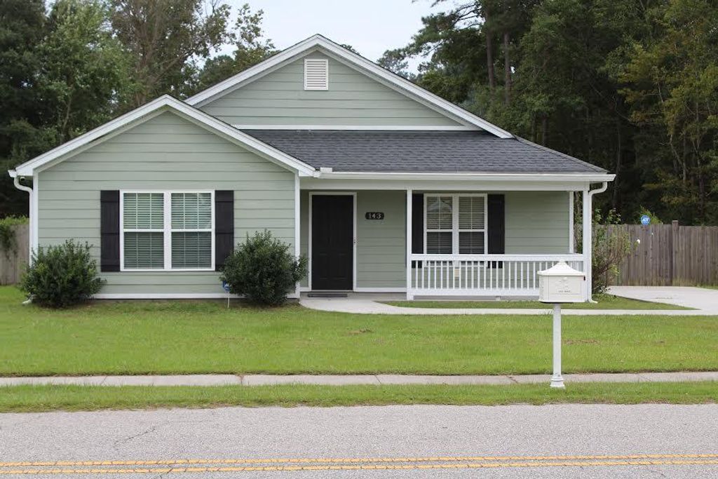 143 Carolina Dr. Drive, Saint Stephen, SC 29479