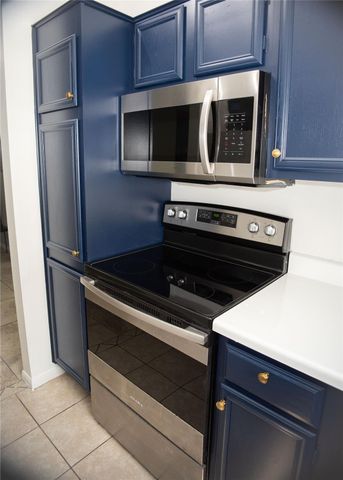 2323 Fairwind Drive 209, Houston, TX 77062