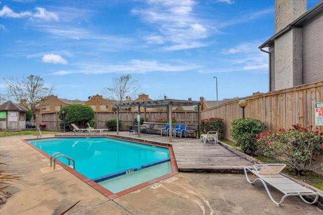 2323 Fairwind Drive 209, Houston, TX 77062