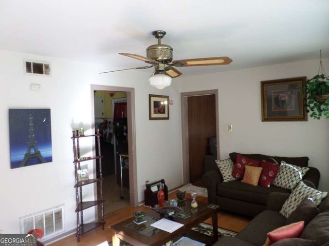 2438 E 39Th Street, Savannah, GA 31404