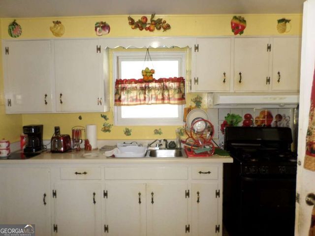 2438 E 39Th Street, Savannah, GA 31404