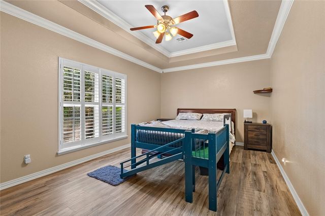 4 Winfield Lane, Bella Vista, AR 72714