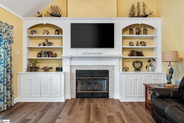 106 Roxbury Court, Anderson, SC 29625