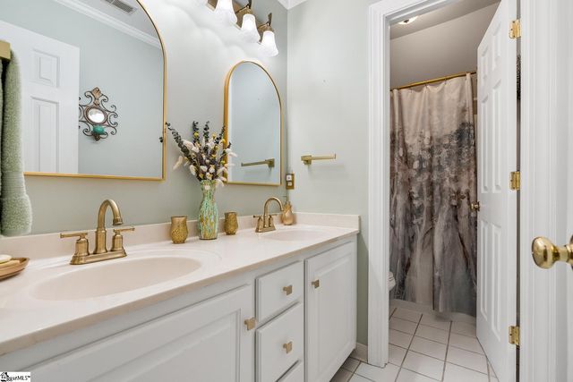 106 Roxbury Court, Anderson, SC 29625
