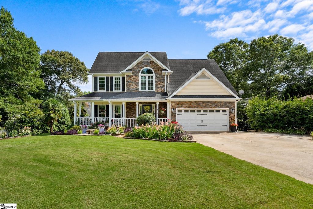 106 Roxbury Court, Anderson, SC 29625