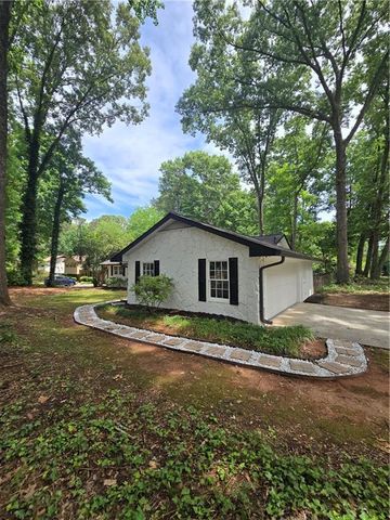 4783 Hickory Court SW, Lilburn, GA 30047